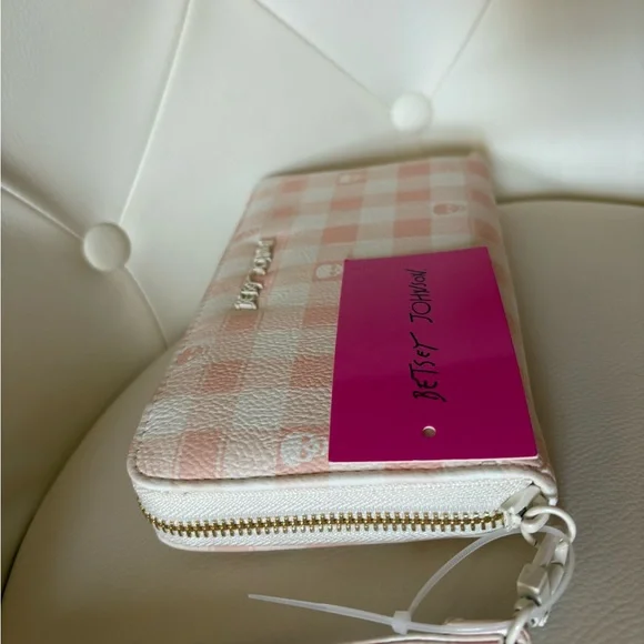 Betsey Johnson Pink and White Checkered Wallet - Picture 6 of 9